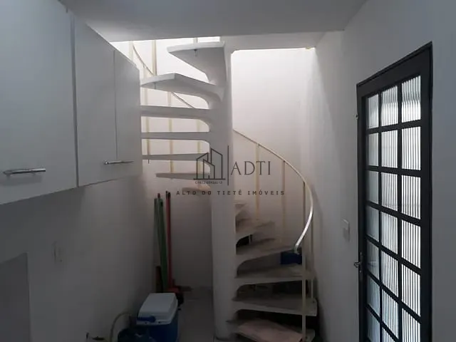 Casa 2 quartos e 1 banheiro, à venda, no bairro Mogi Moderno em Mogi das Cruzes