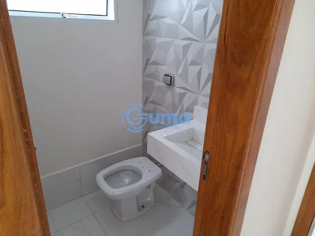 Casa com 250m² 3 quartos e 4 banheiros, à venda, no bairro Condomínio Portal da Serra em Bragança Paulista