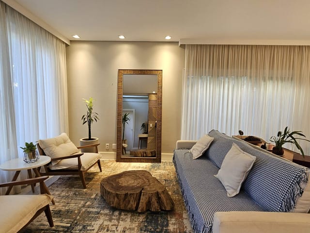 Casa com 374m² 3 quartos e 4 banheiros, à venda, no bairro Esperança em Londrina