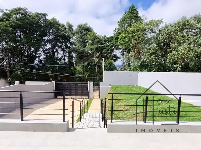 Casa com 500m² 3 quartos e 3 banheiros, à venda, no bairro Parque Rizzo em Cotia