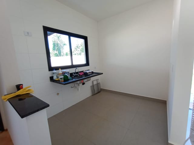 Casa com 269m² 3 quartos e 2 banheiros, à venda, no bairro Leitão em Louveira