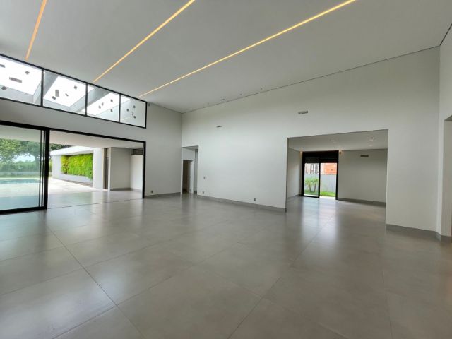 Casa com 1350m² 4 quartos e 7 banheiros, à venda, no bairro Área Rural de Campo Grande em Campo Grande
