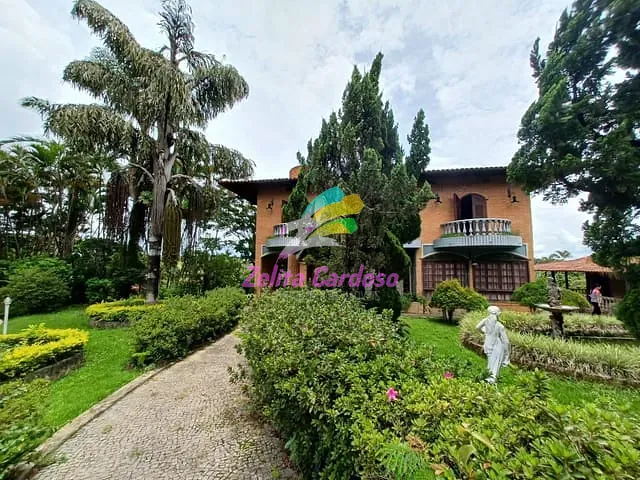 Casa com 7200m² 8 quartos e 11 banheiros, à venda, no bairro Condomínio Vale do Ouro em Ribeirão das Neves