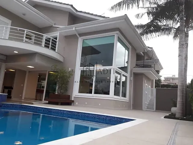 Casa com 580m² 4 quartos e 6 banheiros, à venda, no bairro Parque Residencial Itapeti em Mogi das Cruzes
