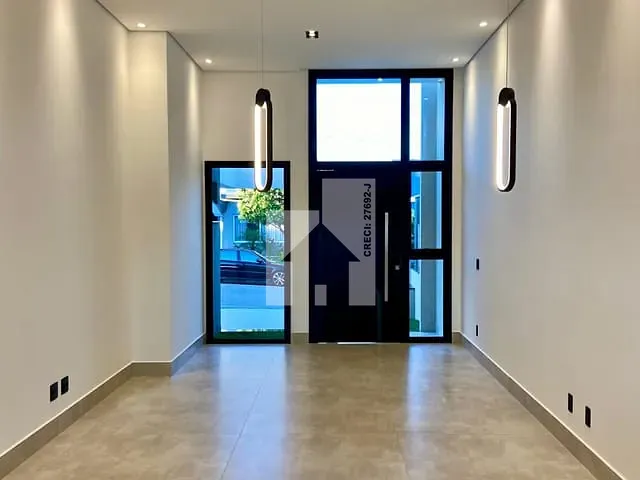 Casa com 250m² 3 quartos e 4 banheiros, à venda, no bairro Centro (Jacaré) em Cabreúva