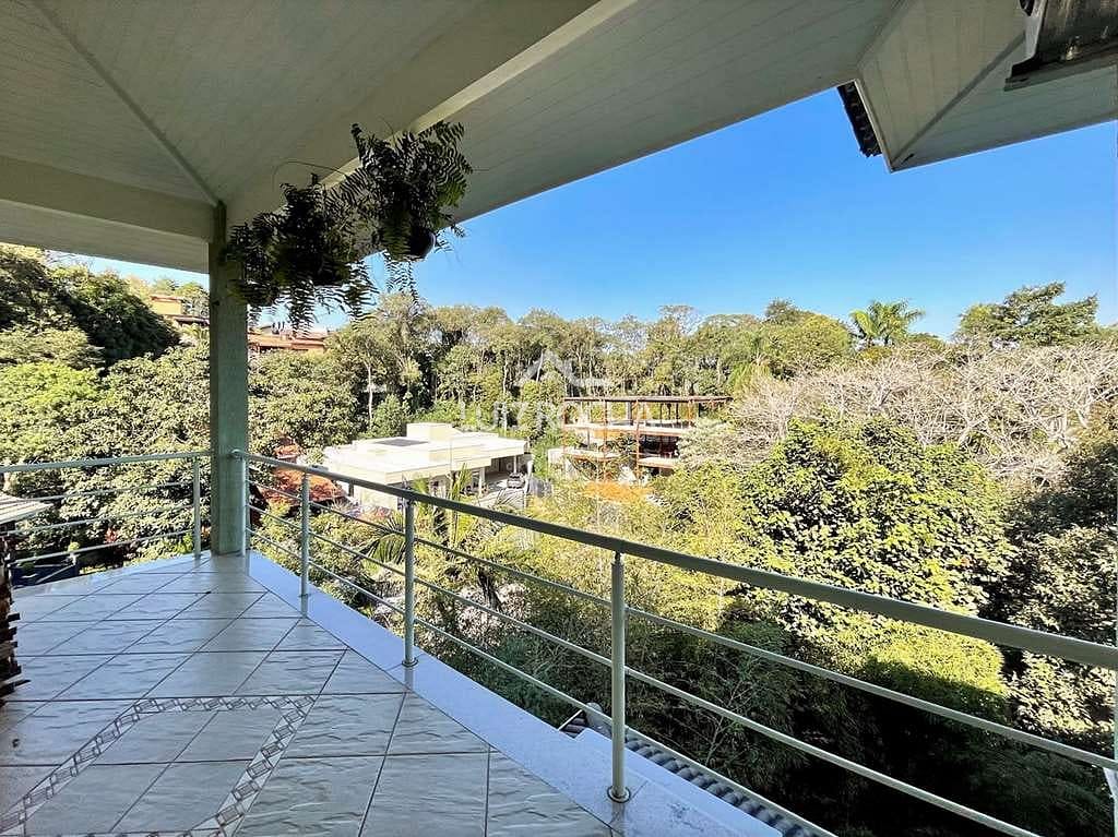 Casa à venda com 4 quartos, 554m² - Foto 42