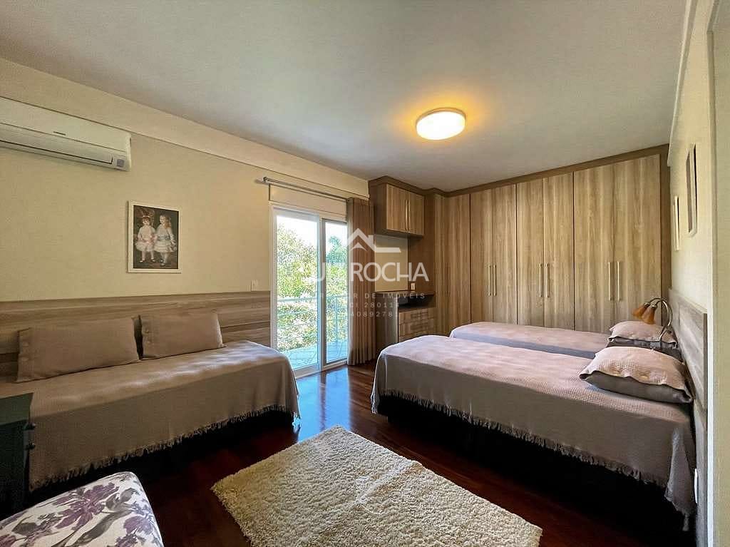 Casa à venda com 4 quartos, 554m² - Foto 43