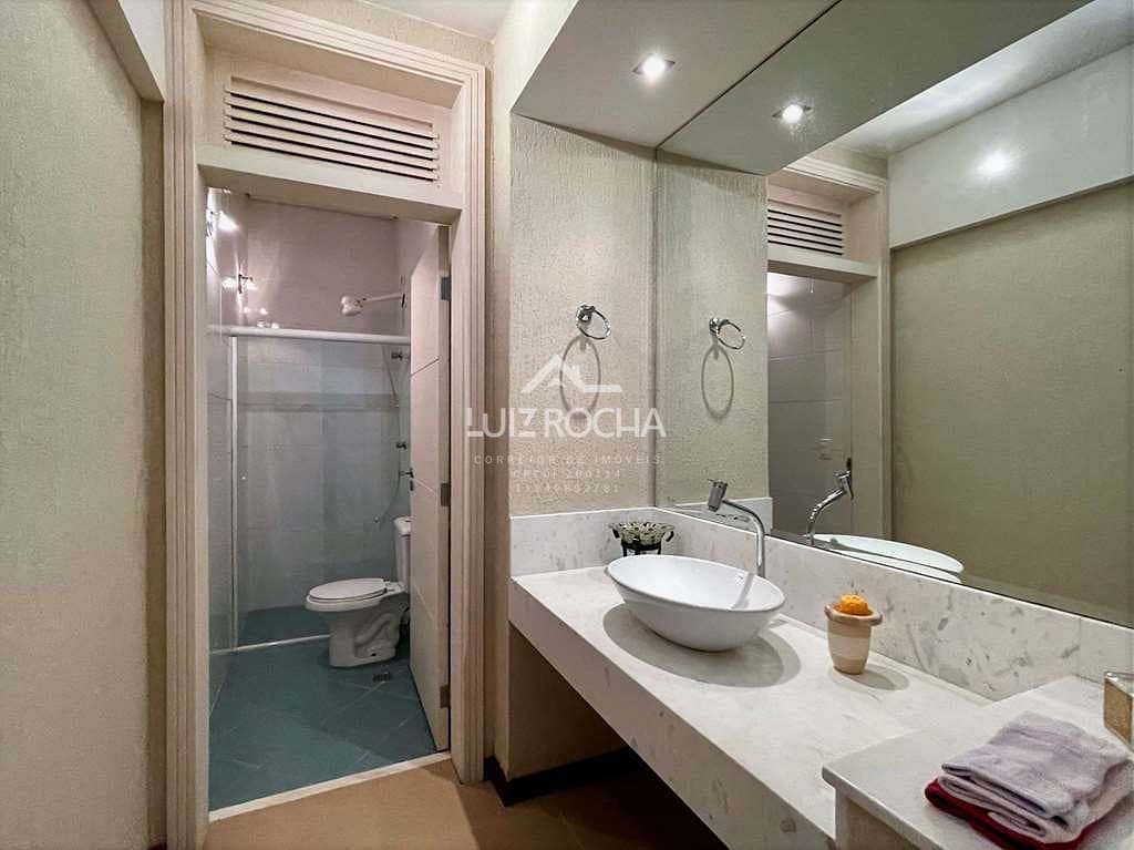 Casa à venda com 4 quartos, 554m² - Foto 47
