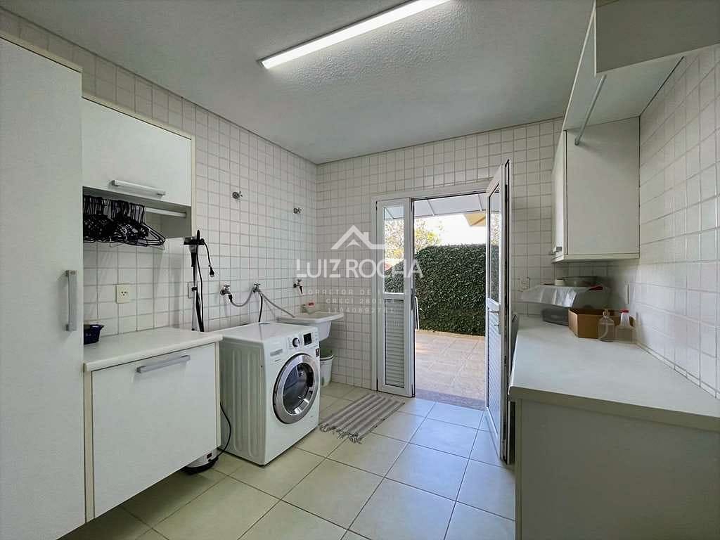 Casa à venda com 4 quartos, 554m² - Foto 48