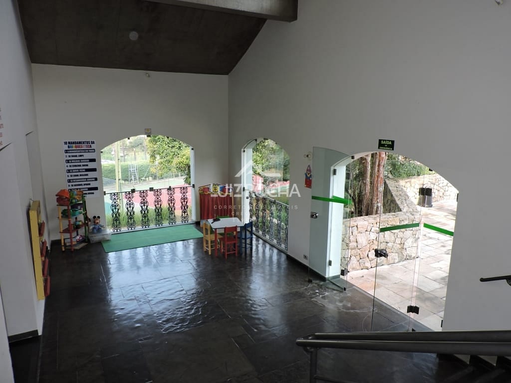 Casa à venda com 4 quartos, 554m² - Foto 57