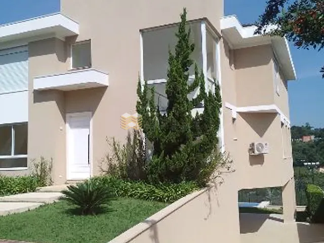 Casa com 503m² 4 quartos e 6 banheiros, à venda, no bairro Alphaville em Santana de Parnaíba