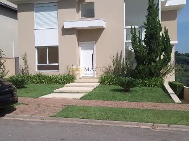 Casa com 503m² 4 quartos e 6 banheiros, à venda, no bairro Alphaville em Santana de Parnaíba