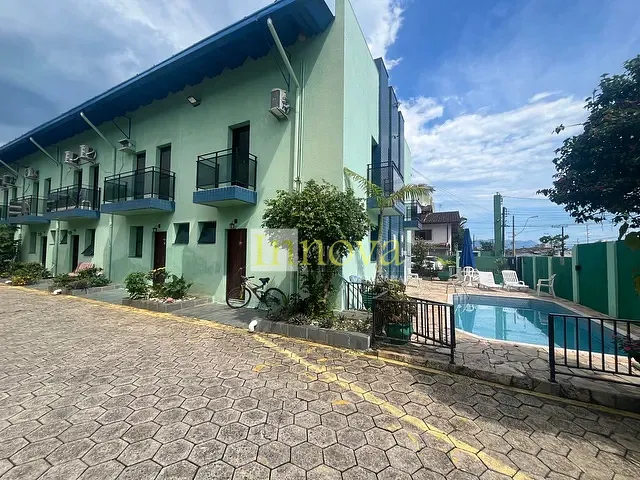 Casa com 60m² 2 quartos e 2 banheiros, à venda, no bairro Martim de Sá em Caraguatatuba