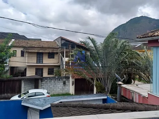 Casa com 280m² 3 quartos e 3 banheiros, à venda ou para alugar, no bairro Vargem Pequena em Rio de Janeiro
