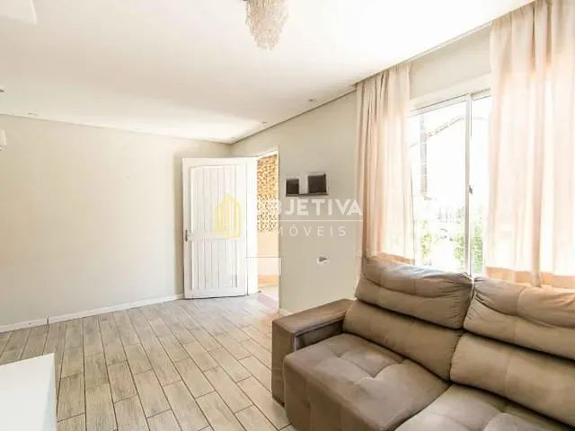 Casa com 130m² 2 quartos e 2 banheiros, à venda, no bairro Igara em Canoas