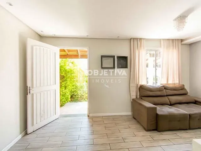 Casa com 130m² 2 quartos e 2 banheiros, à venda, no bairro Igara em Canoas