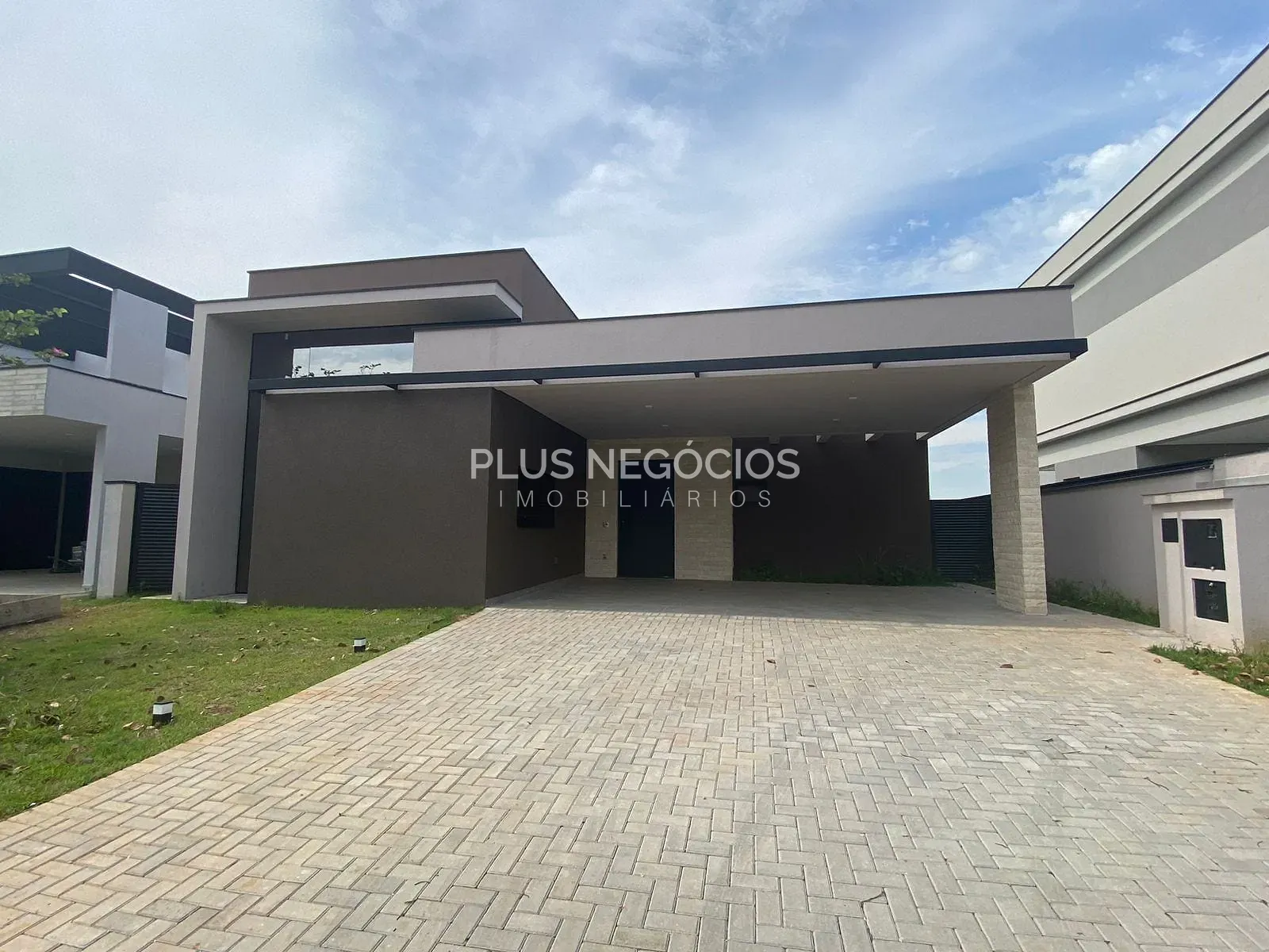 Casa, 3 quartos, 250 m² - Foto 2