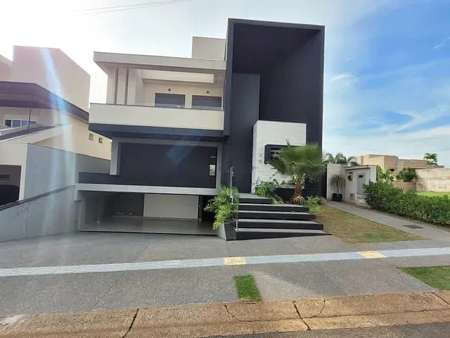 Casa com 525m² 6 quartos e 7 banheiros, à venda, no bairro Residencial Damha I em Campo Grande
