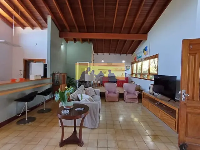 Casa com 543m² 3 quartos e 3 banheiros, à venda, no bairro Vila Hollândia em Campinas