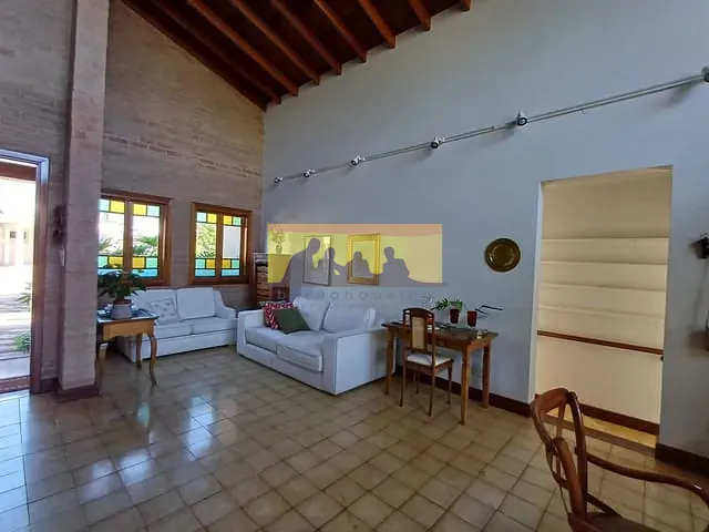 Casa com 543m² 3 quartos e 3 banheiros, à venda, no bairro Vila Hollândia em Campinas