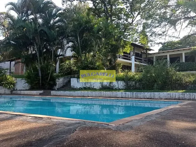 Casa com 1961m² 4 quartos e 4 banheiros, à venda, no bairro Jardim Santa Teresa em Jundiaí