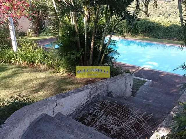 Casa com 1961m² 4 quartos e 4 banheiros, à venda, no bairro Jardim Santa Teresa em Jundiaí