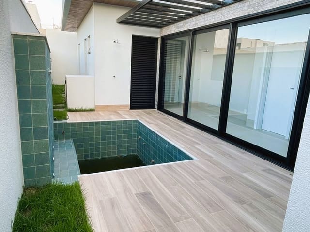 Casa com 306m² 3 quartos e 4 banheiros, à venda, no bairro Recanto dos Pássaros em Cuiabá