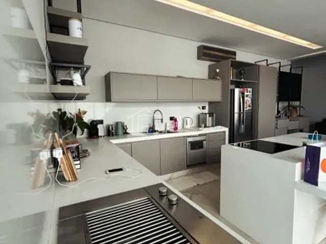 Casa com 465m² 3 quartos e 5 banheiros, à venda, no bairro Granja Marileusa em Uberlândia