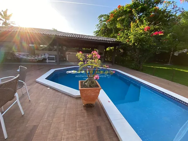 Casa com 578m² 4 quartos e 5 banheiros, à venda, no bairro Centro em Mata de São João