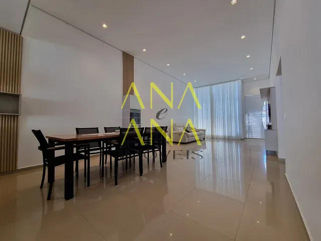 Casa com 301m² 3 quartos e 3 banheiros, à venda, no bairro Condomínio Residencial Sunset Village em Bragança Paulista