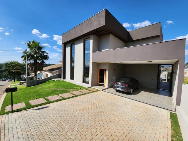 Casa com 600m² 4 quartos e 6 banheiros, à venda, no bairro Biriça do Campinho em Bragança Paulista