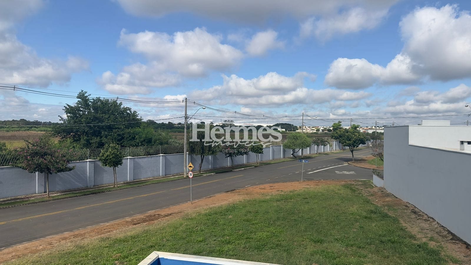 Casa à venda com 5 quartos, 300m² - Foto 5