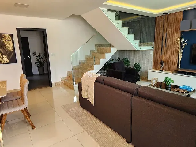 Casa 3 quartos e 2 banheiros, à venda, no bairro Boa Vista em Vitória da Conquista