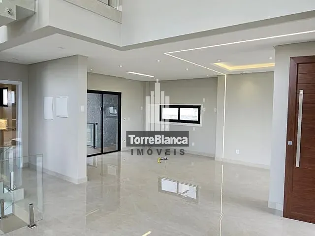 Casa com 372m² 3 quartos e 4 banheiros, à venda, no bairro Jardim Carvalho em Ponta Grossa