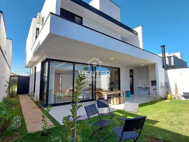 Casa com 300m² 2 quartos e 2 banheiros, à venda, no bairro Loteamento Residencial Campos do Conde II em Tremembé