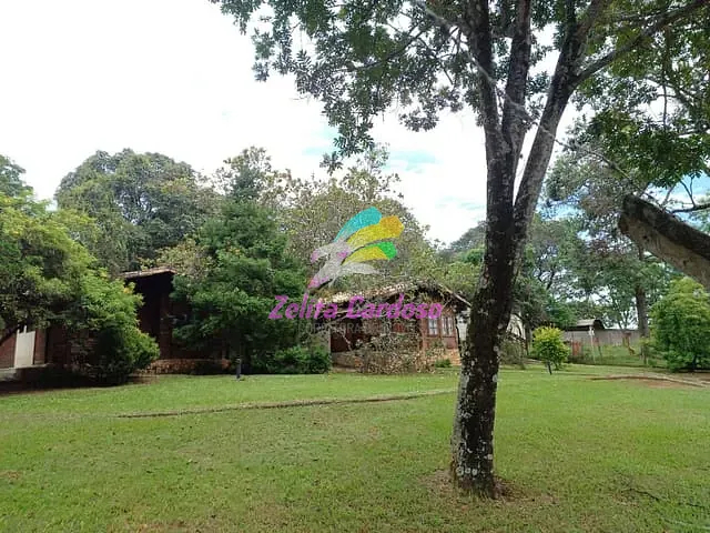 Casa com 2000m² 9 quartos e 3 banheiros, à venda, no bairro Condomínio Vale do Ouro em Ribeirão das Neves