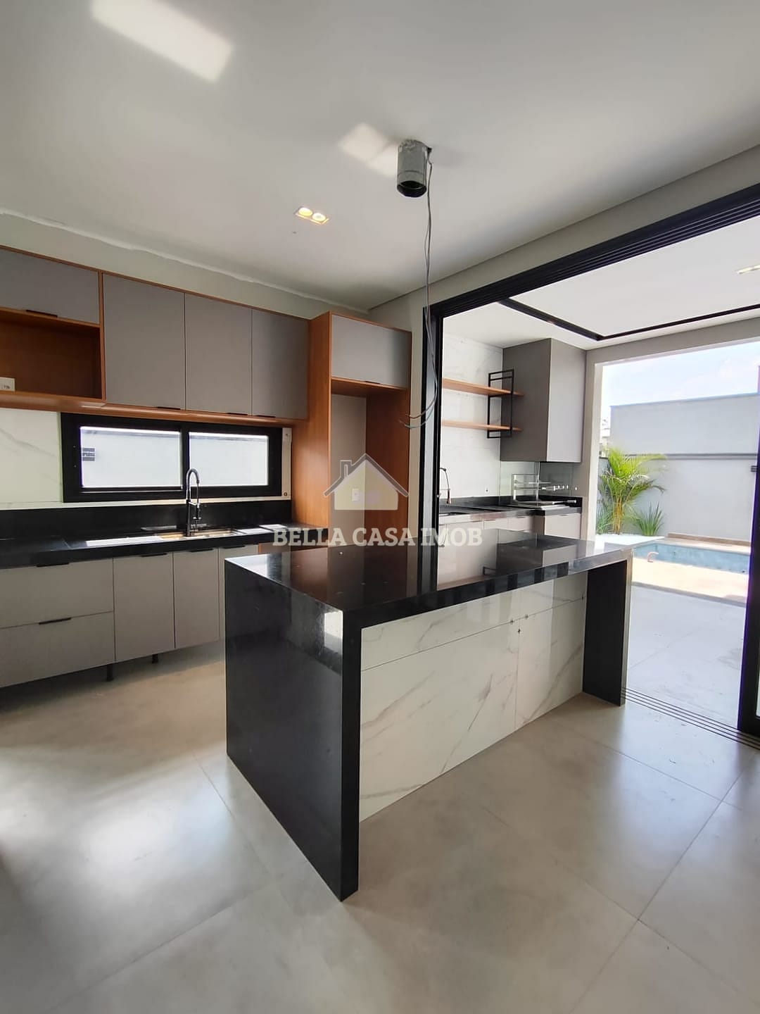 Casa à venda com 3 quartos, 180m² - Foto 9