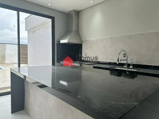 Casa com 430m² 3 quartos e 1 banheiro, à venda, no bairro Condomínio Reserva dos Lagos em Pindamonhangaba