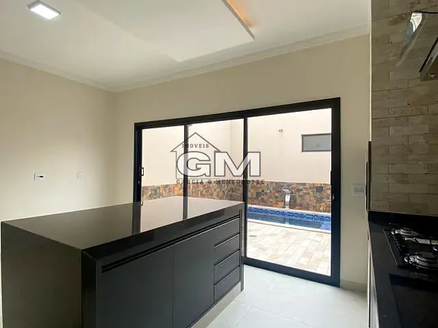 Casa com 300m² 3 quartos e 2 banheiros, à venda, no bairro Residencial Jatobá em Ribeirão Preto