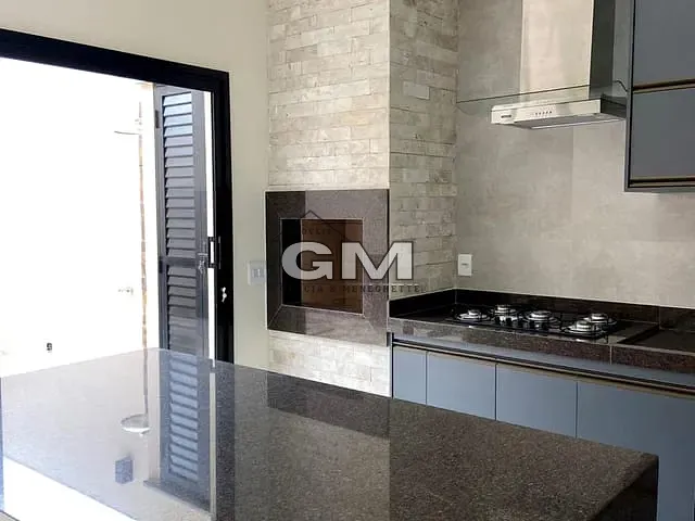 Casa com 300m² 3 quartos e 2 banheiros, à venda, no bairro Residencial Jatobá em Ribeirão Preto