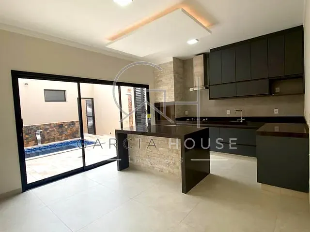 Casa com 300m² 3 quartos e 2 banheiros, à venda, no bairro Residencial Jatobá em Ribeirão Preto