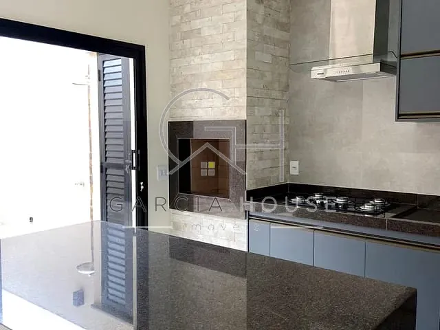 Casa com 300m² 3 quartos e 2 banheiros, à venda, no bairro Residencial Jatobá em Ribeirão Preto