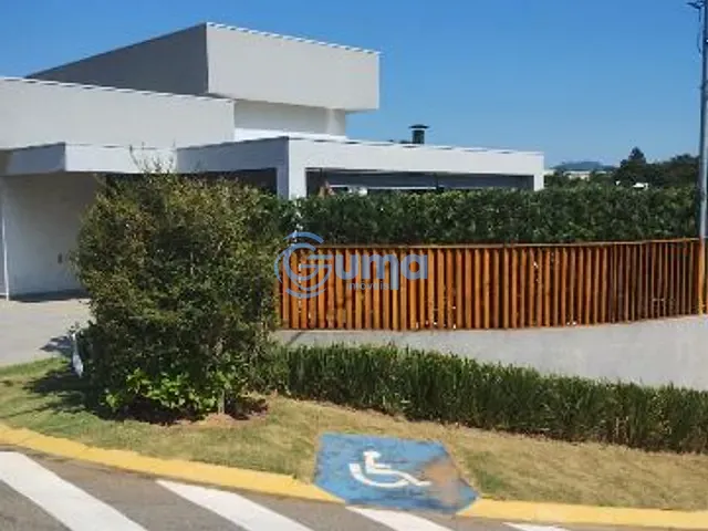 Casa com 340m² 4 quartos e 4 banheiros, à venda, no bairro Parque Imperador em Bragança Paulista