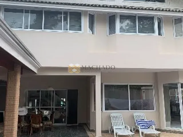 Casa com 420m² 4 quartos e 5 banheiros, à venda, no bairro Alphaville em Santana de Parnaíba