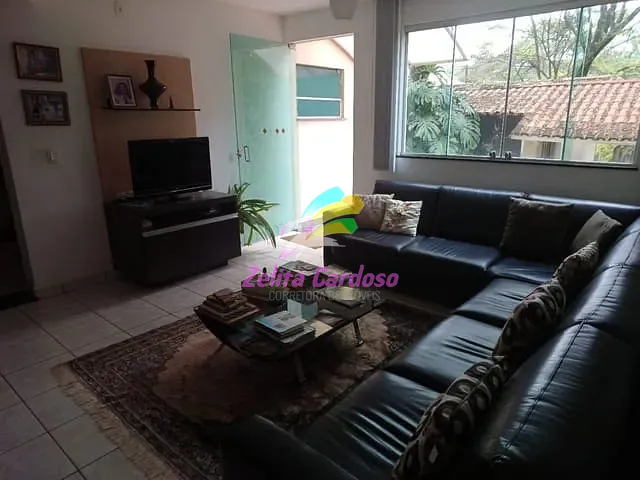 Casa com 6000m² 2 quartos e 6 banheiros, à venda, no bairro Condomínio Vale do Ouro em Ribeirão das Neves