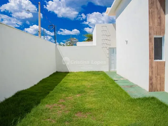 Casa 4 quartos e 3 banheiros, à venda, no bairro Morros em Teresina