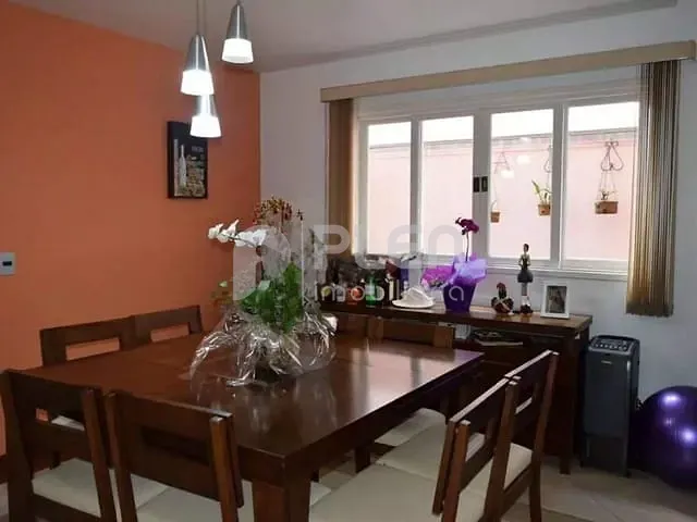 Casa com 350m² 4 quartos e 5 banheiros, à venda, no bairro Vila Santos em São Paulo
