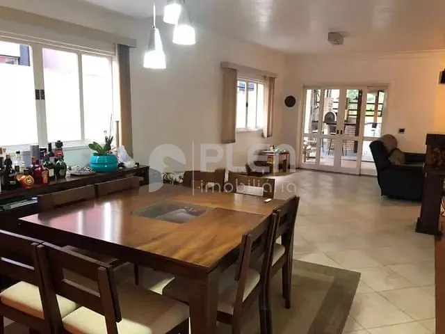 Casa com 350m² 4 quartos e 5 banheiros, à venda, no bairro Vila Santos em São Paulo