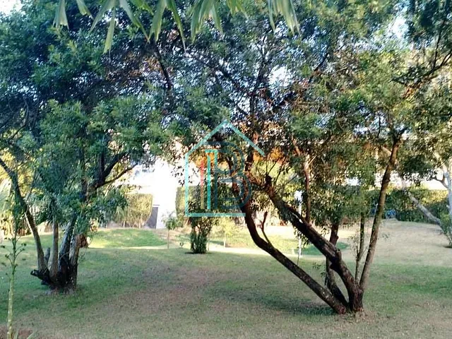 Casa 3 quartos e 3 banheiros, à venda ou para alugar, no bairro Granja Viana em Cotia