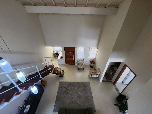Casa com 330m² 3 quartos e 4 banheiros, à venda, no bairro Vila Omízollo em Louveira